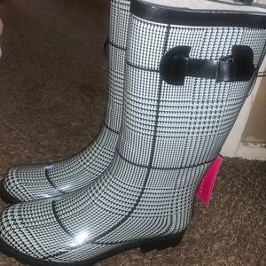 Patterned Rain Boots